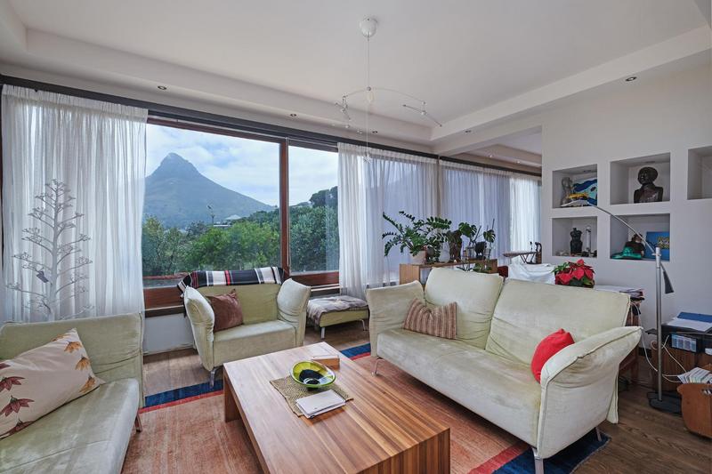 6 Bedroom Property for Sale in Camps Bay Western Cape